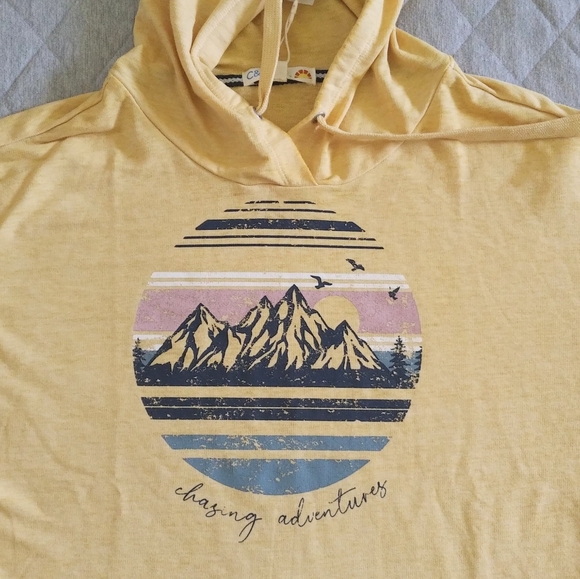 C&C California🌴"Chasing🏃Adventures🧗" Hoodie - Picture 14 of 15